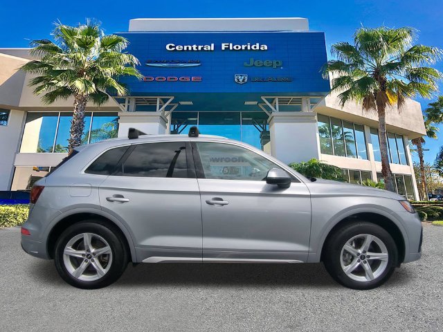 Used 2021 Audi Q5 2.0T Premium w/ Convenience Package AWD/4WD image 4