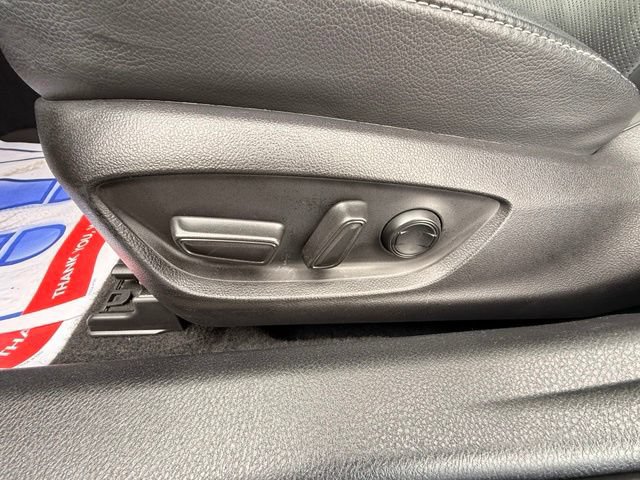 Used 2020 Toyota Camry XSE FWD image 15