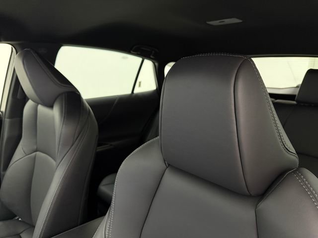 Used 2024 Toyota Venza XLE image 26