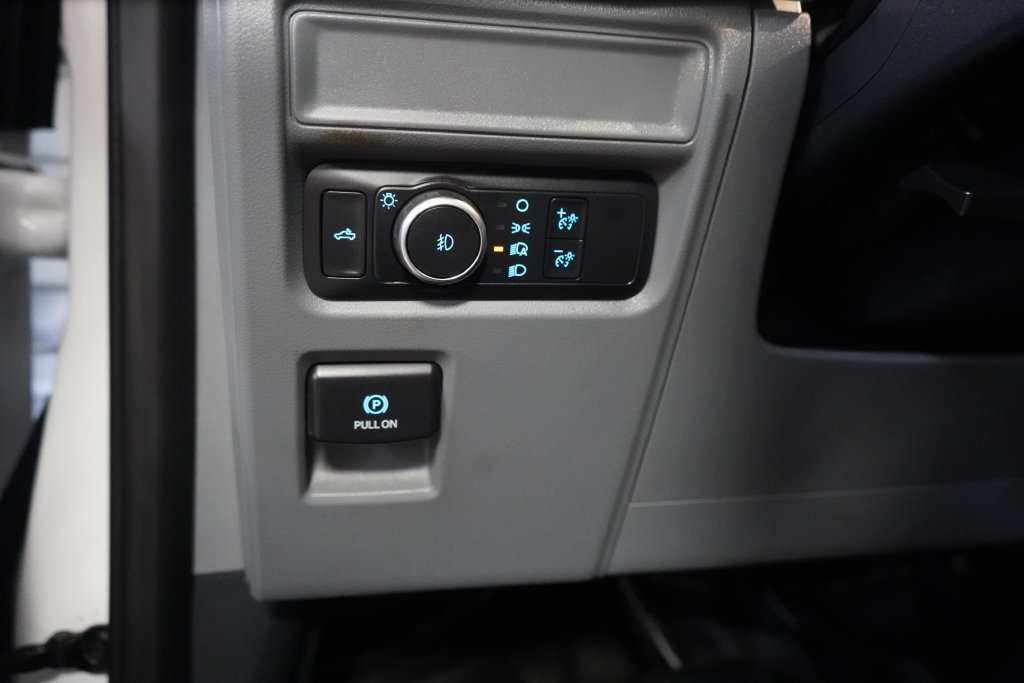 Certified 2022 Ford F150 XLT AWD/4WD image 32