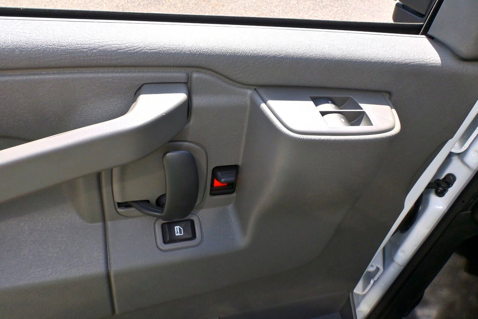 New 2025 Chevrolet Express 3500 w/ Power Convenience Package RWD image 19