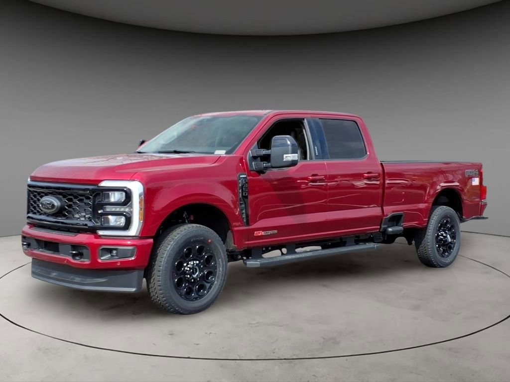 New 2026 Ford F350 Lariat w/ Black Appearance Package