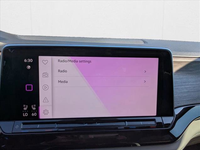 New 2026 Volkswagen Atlas SEL Premium R-Line image 18