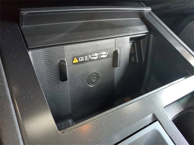 Used 2024 GMC Hummer EV 2X image 26