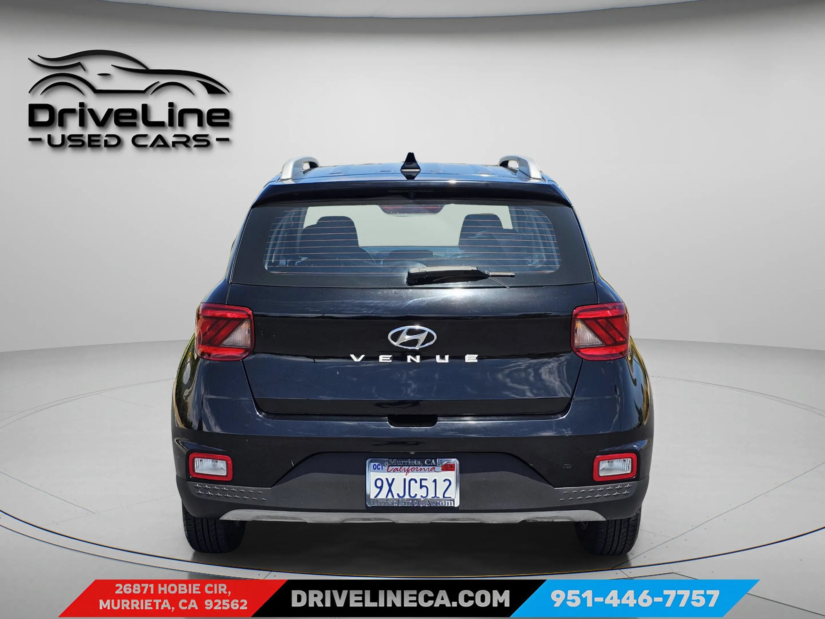 Used 2020 Hyundai Venue SEL w/ Convenience Package FWD image 3