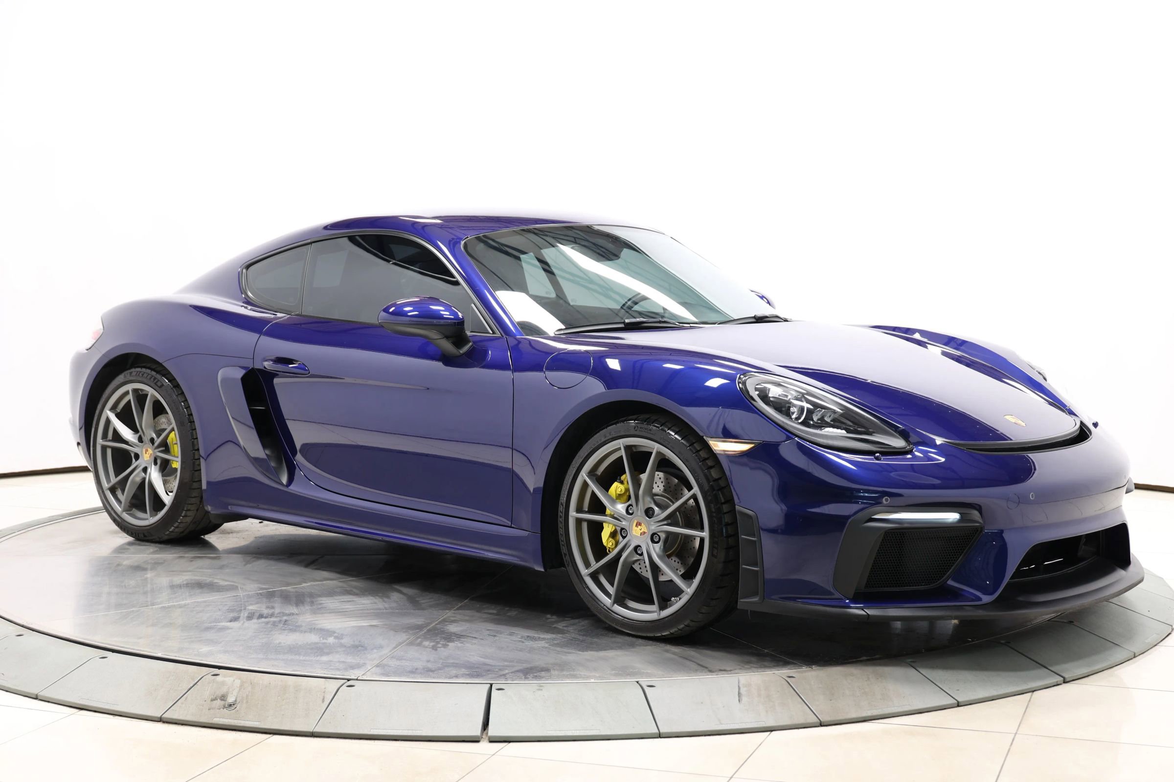 Used 2021 Porsche 718 Cayman RWD image 65