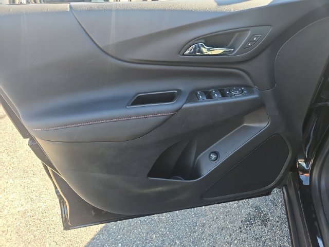 Used 2024 Chevrolet Equinox RS AWD/4WD image 10