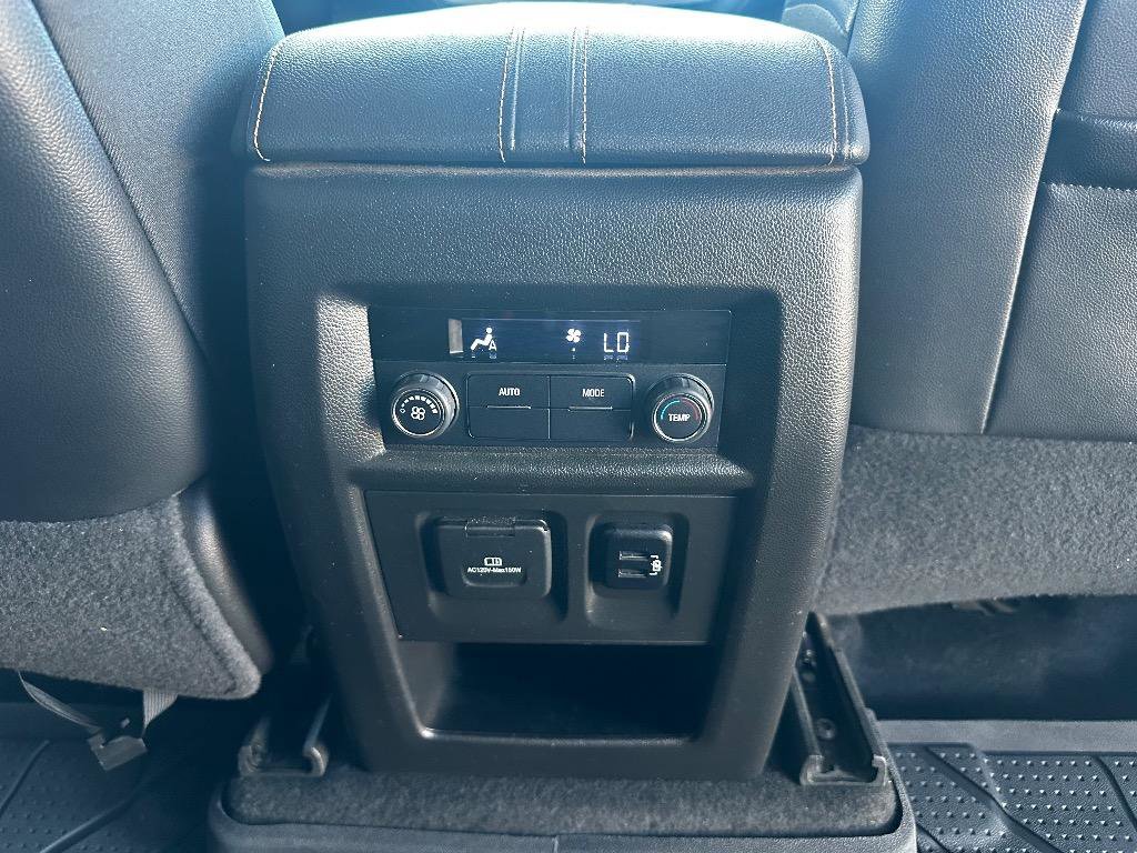 Used 2018 Chevrolet Traverse RS w/ LPO, Floor Liner Package image 25