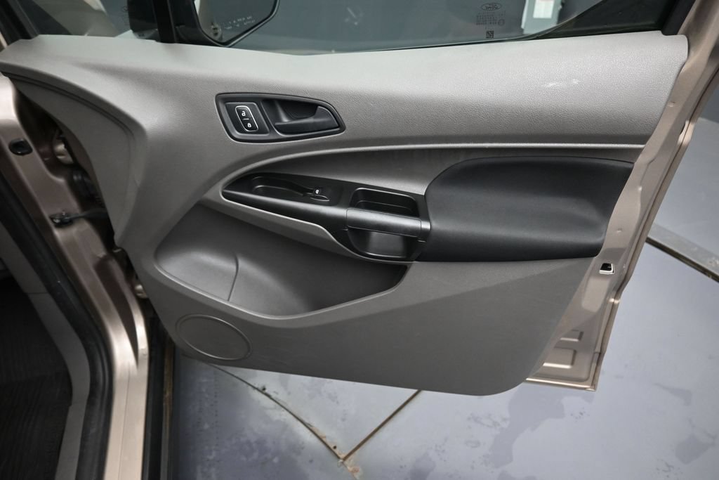 Used 2020 Ford Transit Connect XL FWD image 30