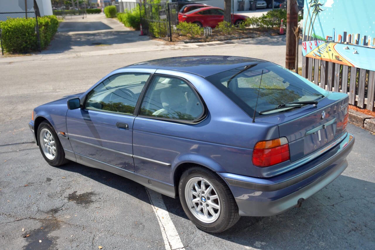 Used 1995 BMW 318ti Hatchback RWD image 12
