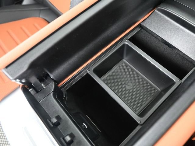 New 2025 Mercedes-Benz GLC 350e 4MATIC image 3