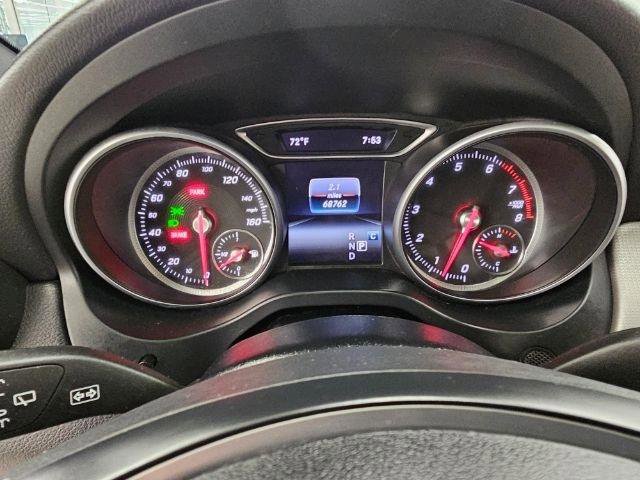 Used 2018 Mercedes-Benz GLA 250 4MATIC w/ Premium Package image 13