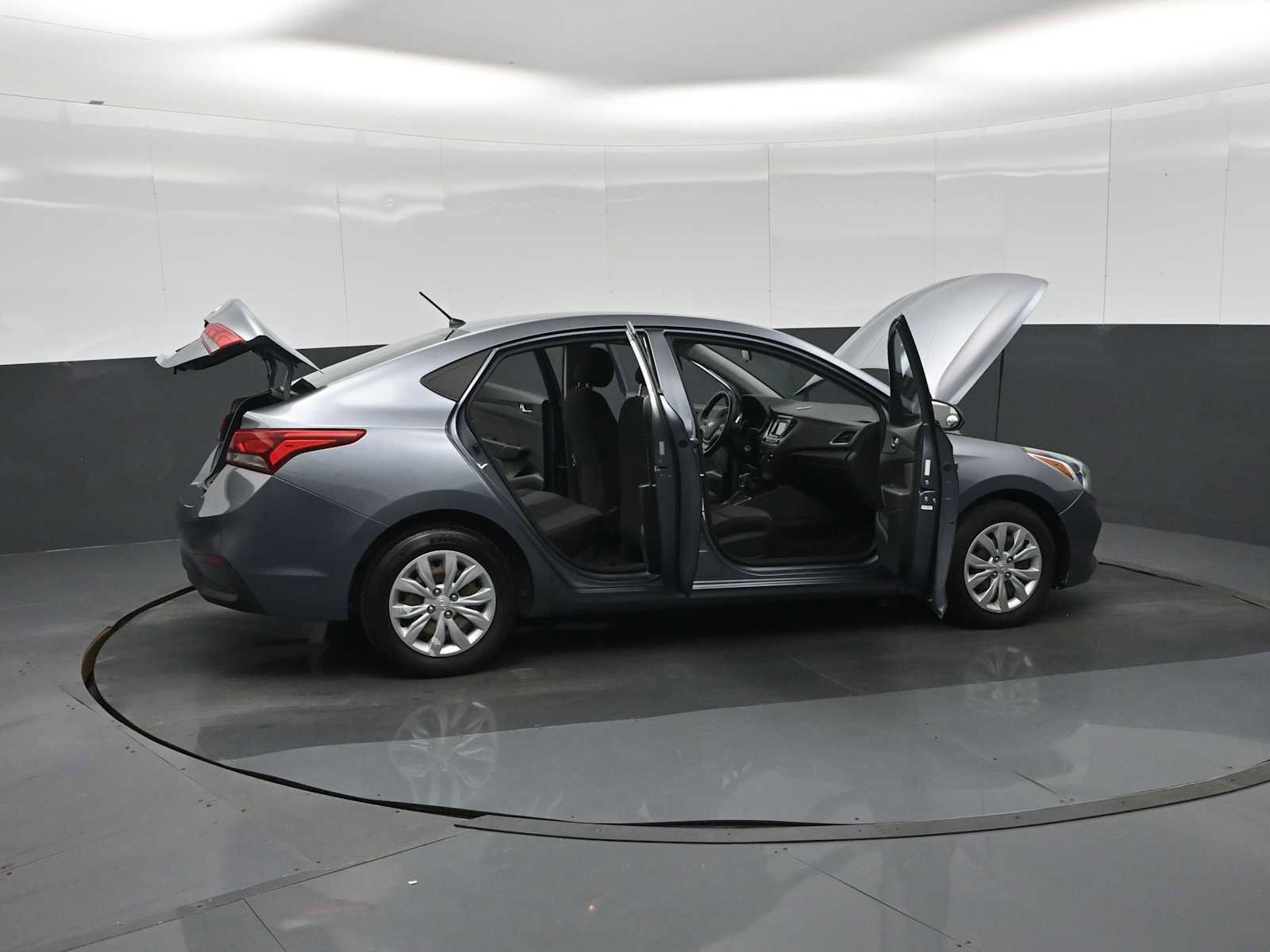 Used 2019 Hyundai Accent SE image 28