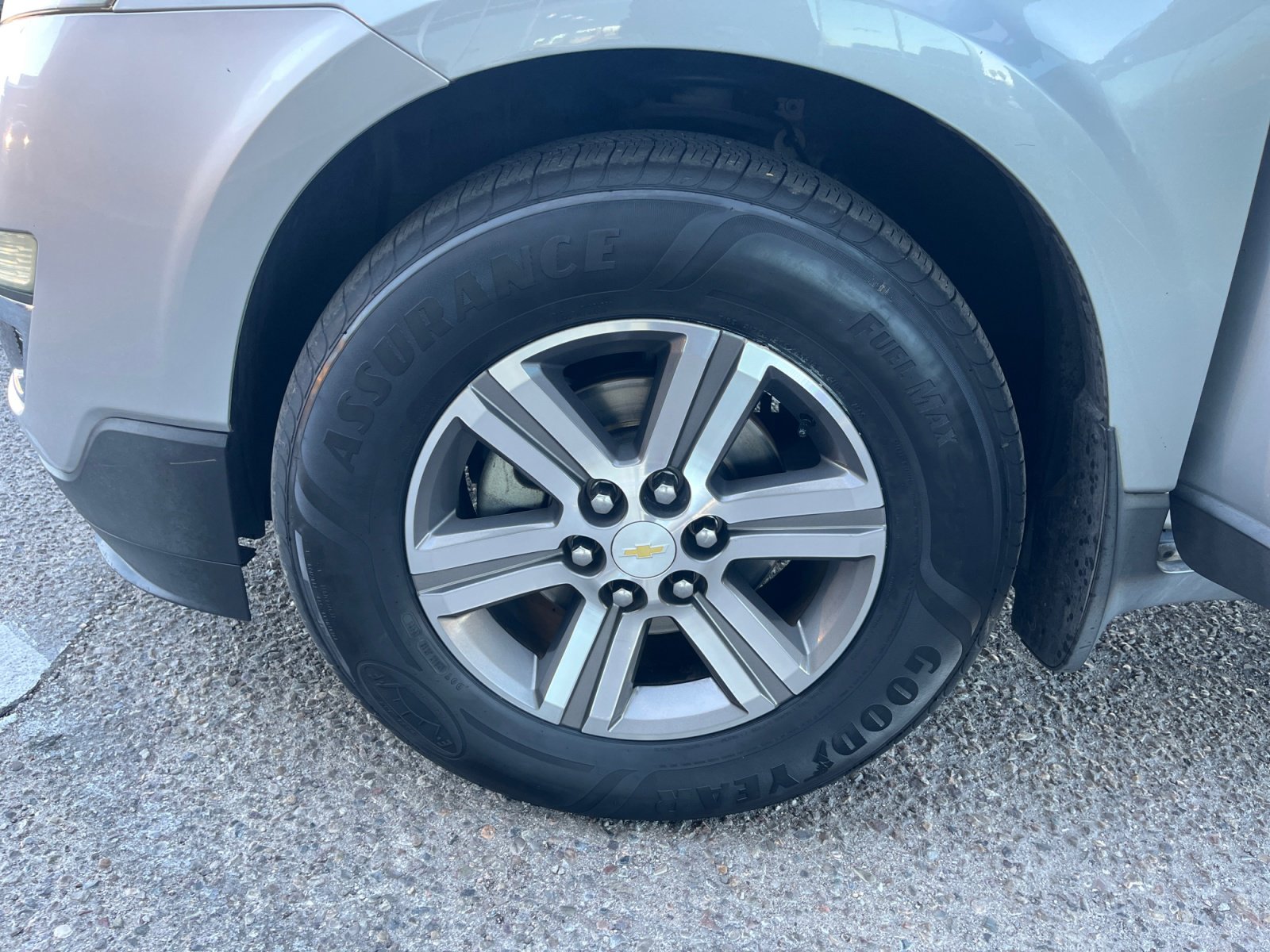 Used 2017 Chevrolet Traverse LT image 26