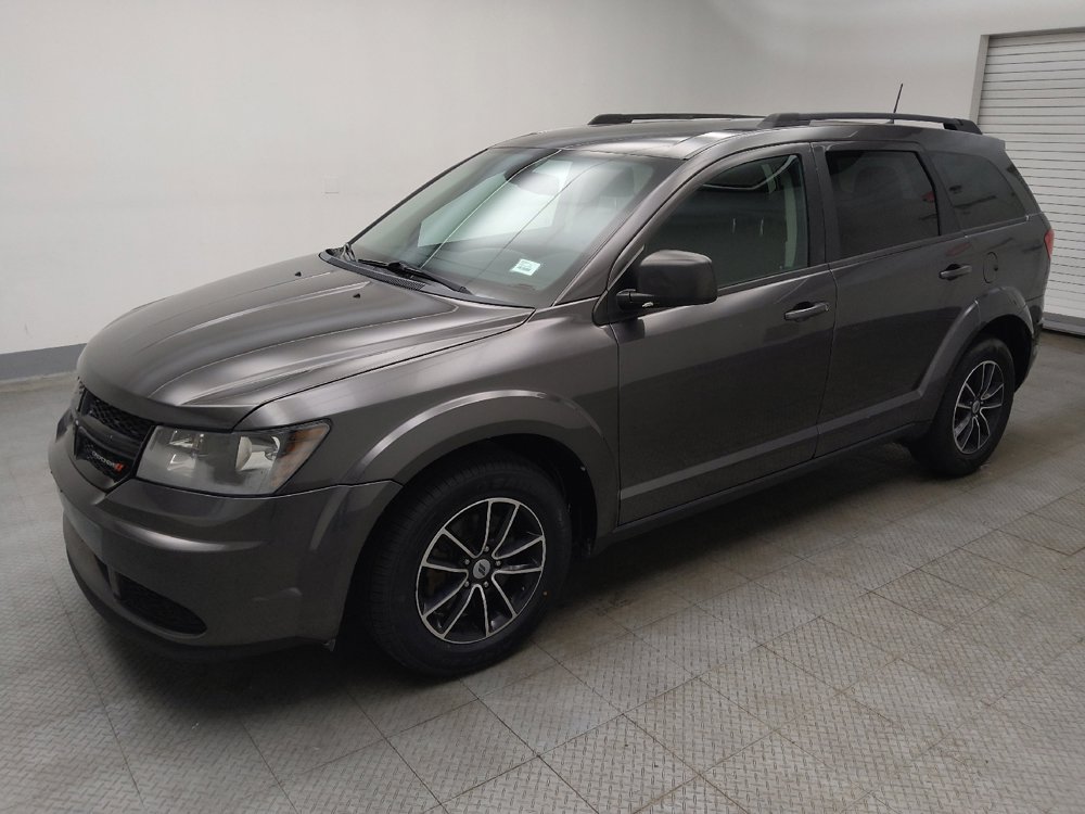 Used 2018 Dodge Journey SE w/ Connectivity Group FWD image 2