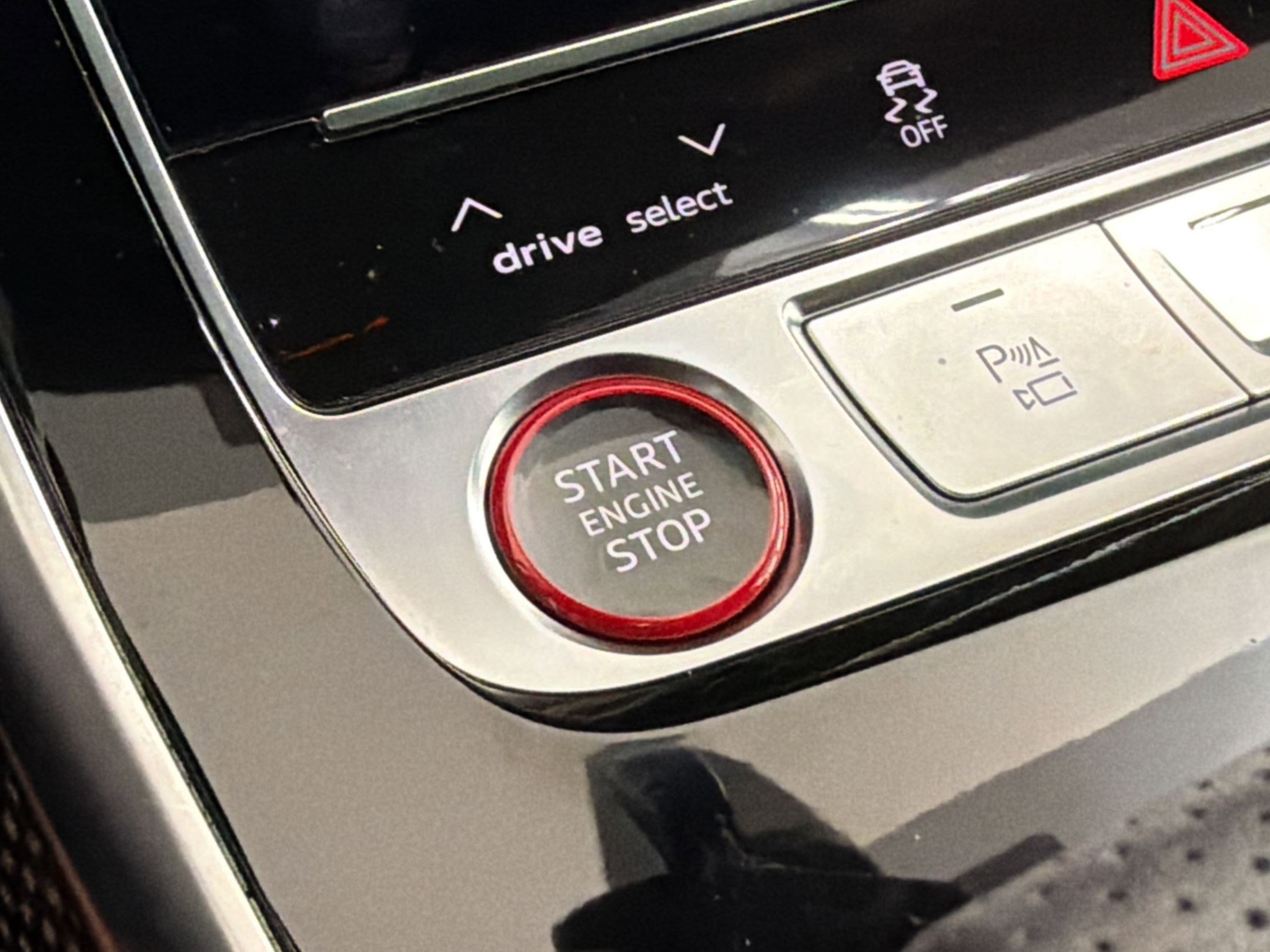 Used 2023 Audi SQ8 Prestige AWD/4WD image 22