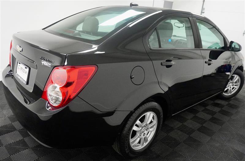 Used 2012 Chevrolet Sonic LS image 7