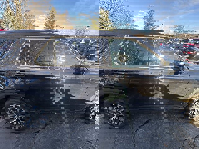 Used 2022 Ford Explorer ST image 9