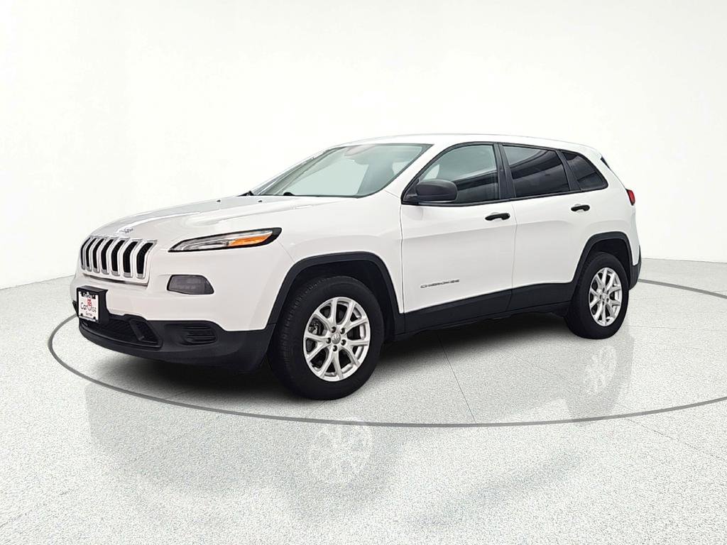 Used 2017 Jeep Cherokee Sport image 4