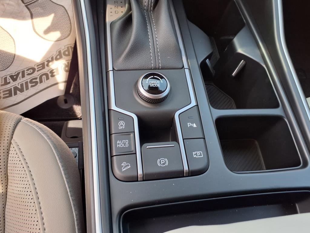 New 2025 Kia Sorento S w/ Panoramic Sunroof Package image 14