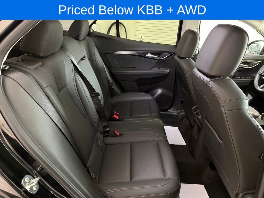 Used 2025 Buick Envision Preferred image 21