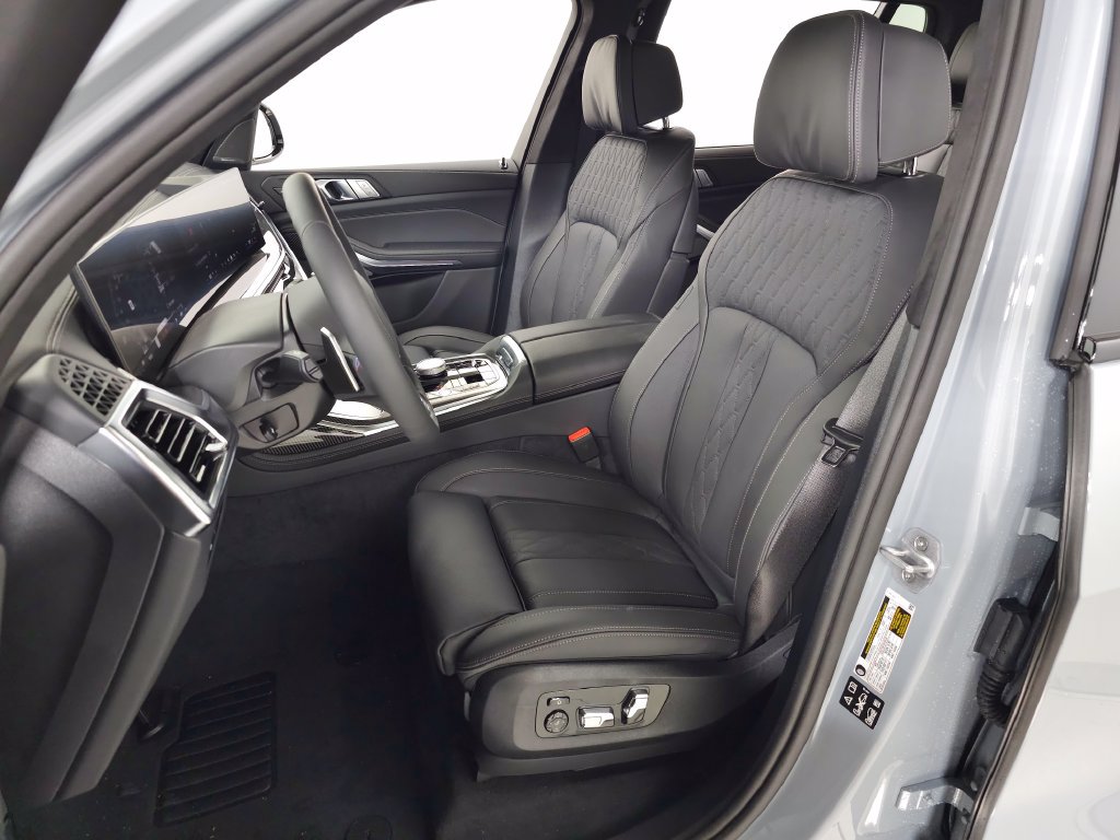 New 2027 BMW X7 M60i AWD/4WD image 12