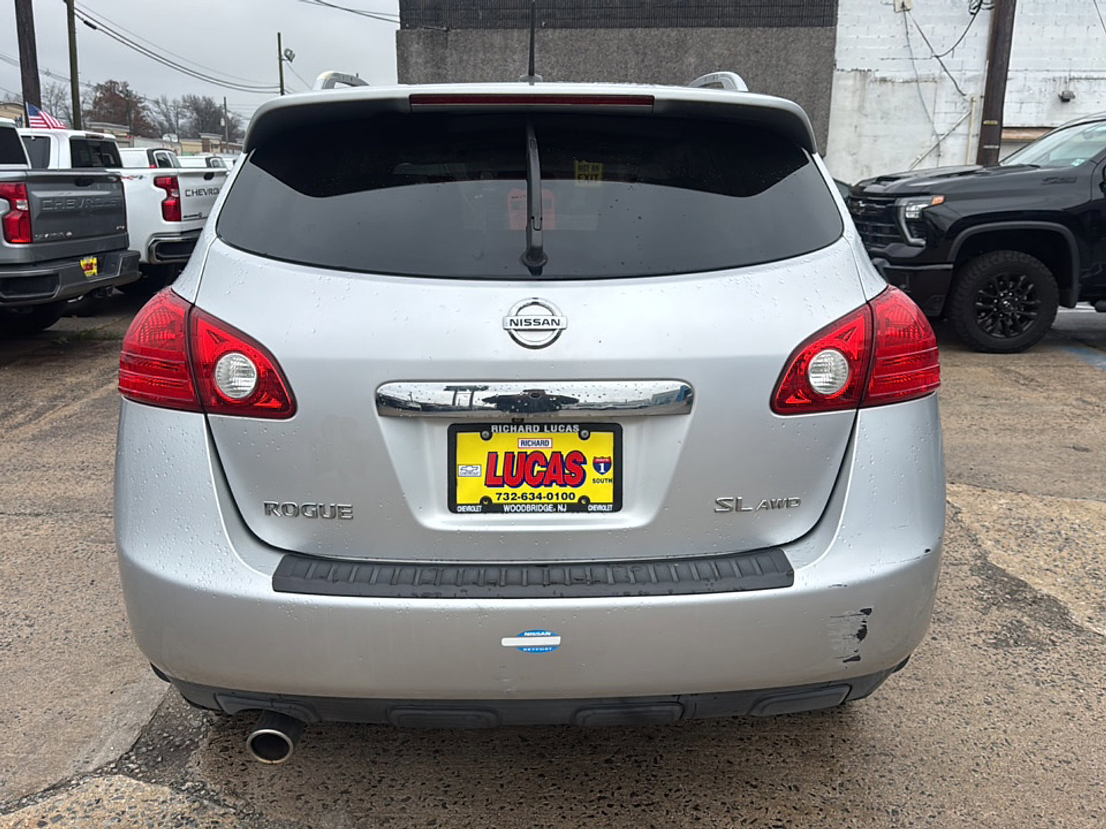 Used 2011 Nissan Rogue SV w/ SL Pkg image 4