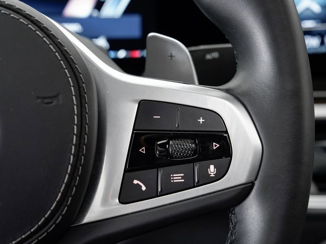 Used 2025 BMW X6 xDrive40i w/ Climate Comfort Package image 14