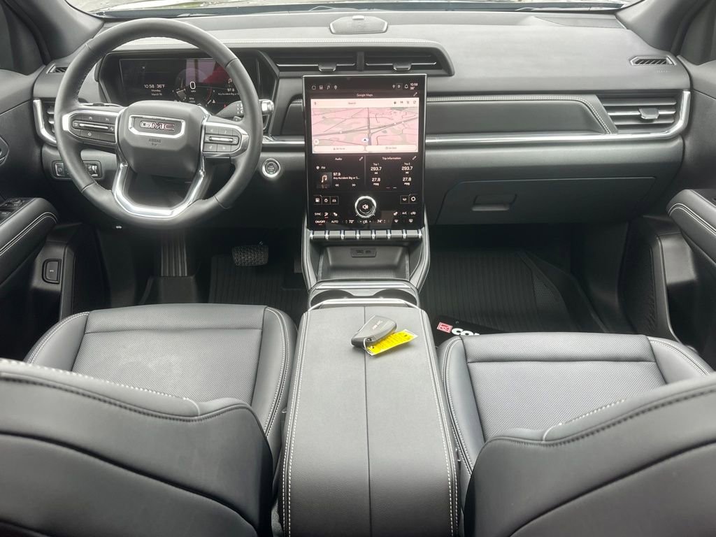 Used 2026 GMC Terrain Elevation w/ Elevation Premium Package image 16