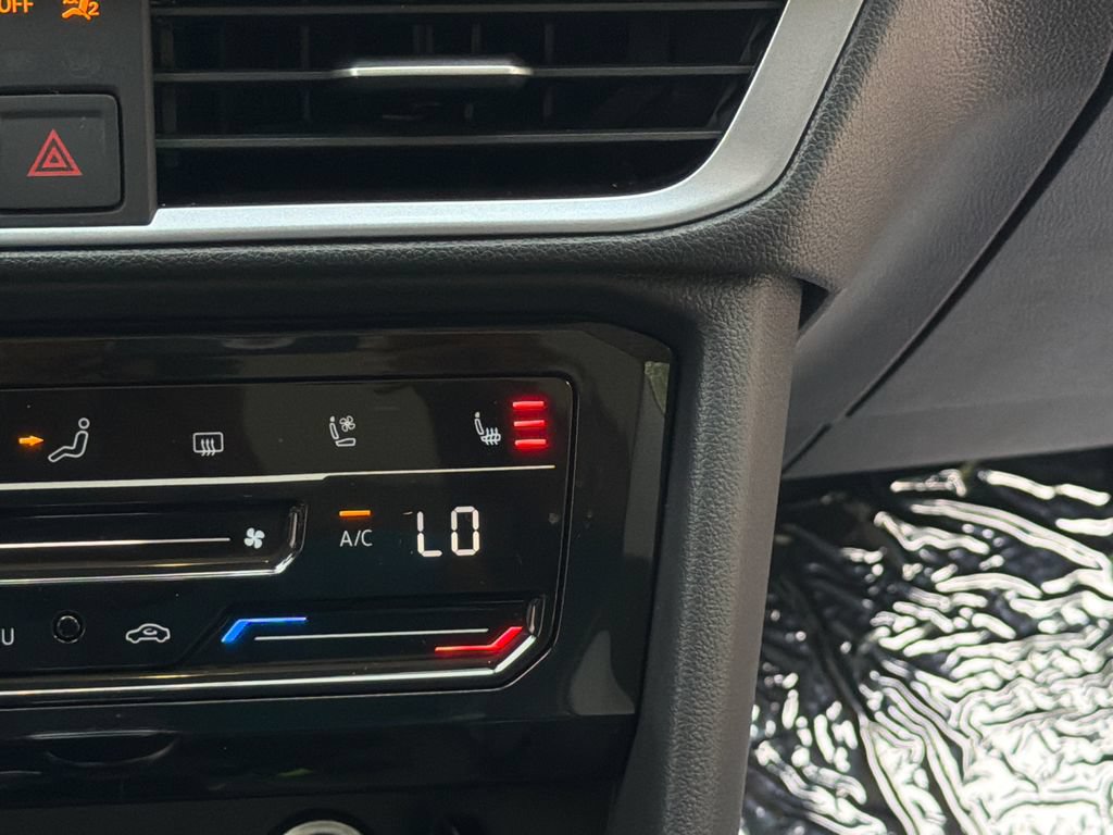 New 2026 Volkswagen Taos SEL AWD/4WD image 13