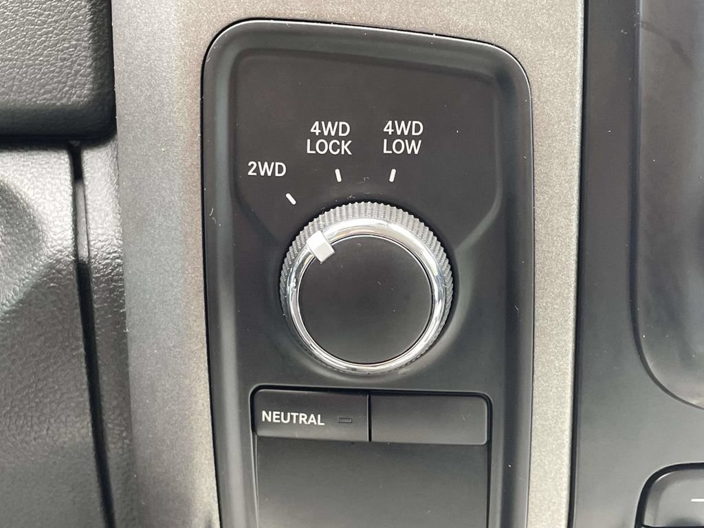 Used 2015 RAM 1500 Tradesman w/ Popular Equipment Group AWD/4WD image 30