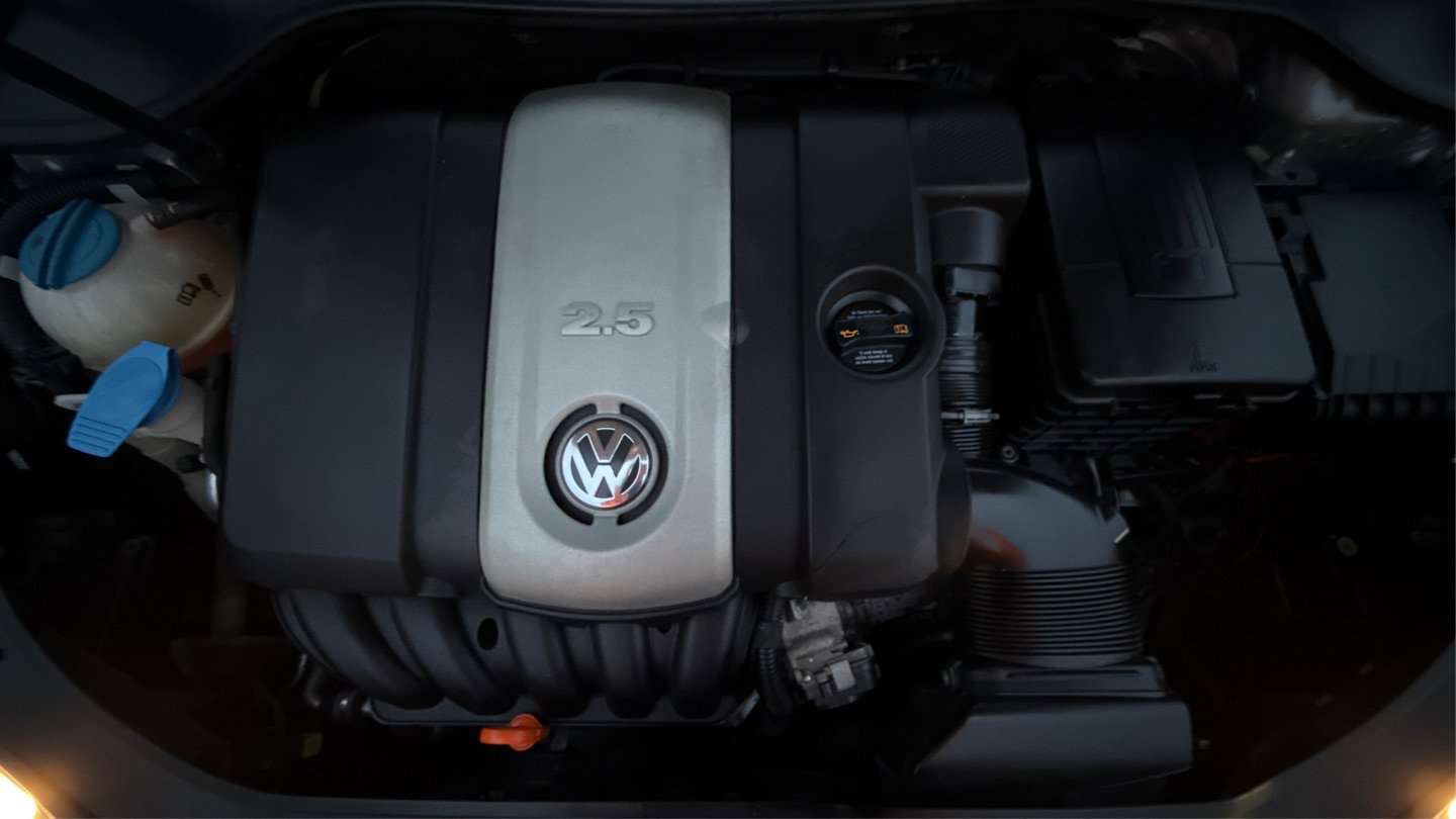 Used 2009 Volkswagen Rabbit S image 9