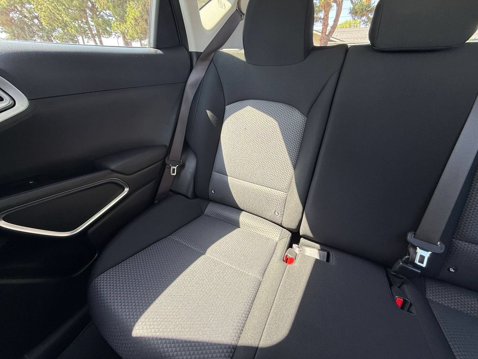 Used 2025 Kia Soul LX w/ LX Technology Package FWD image 35