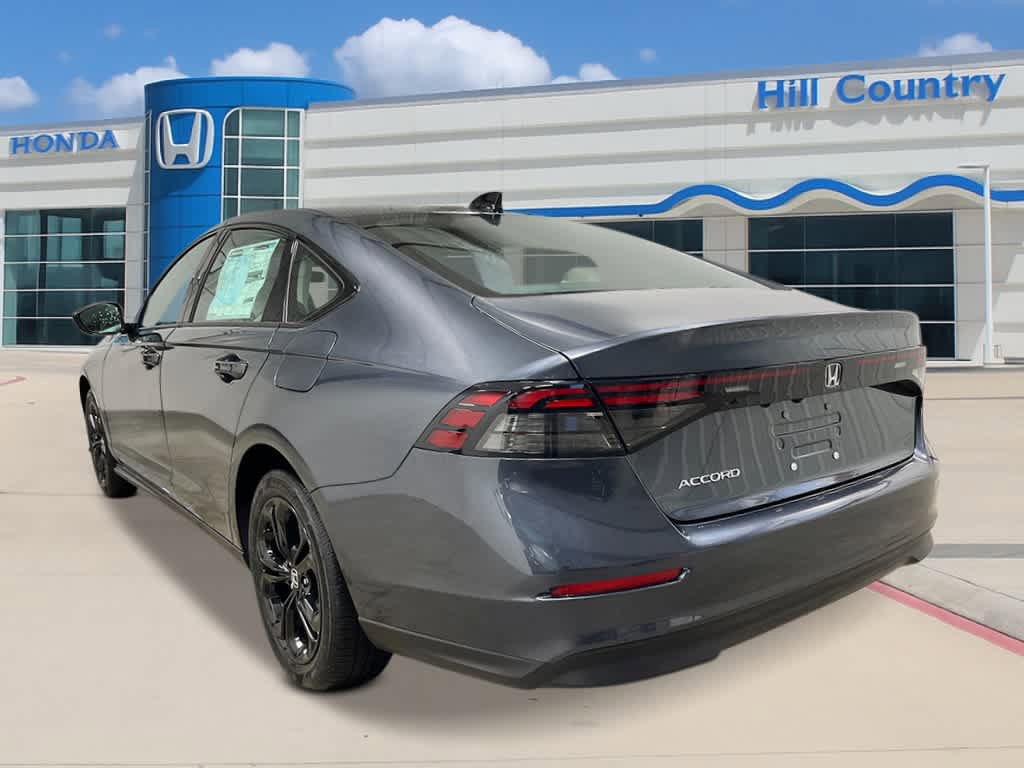 New 2025 Honda Accord SE image 3