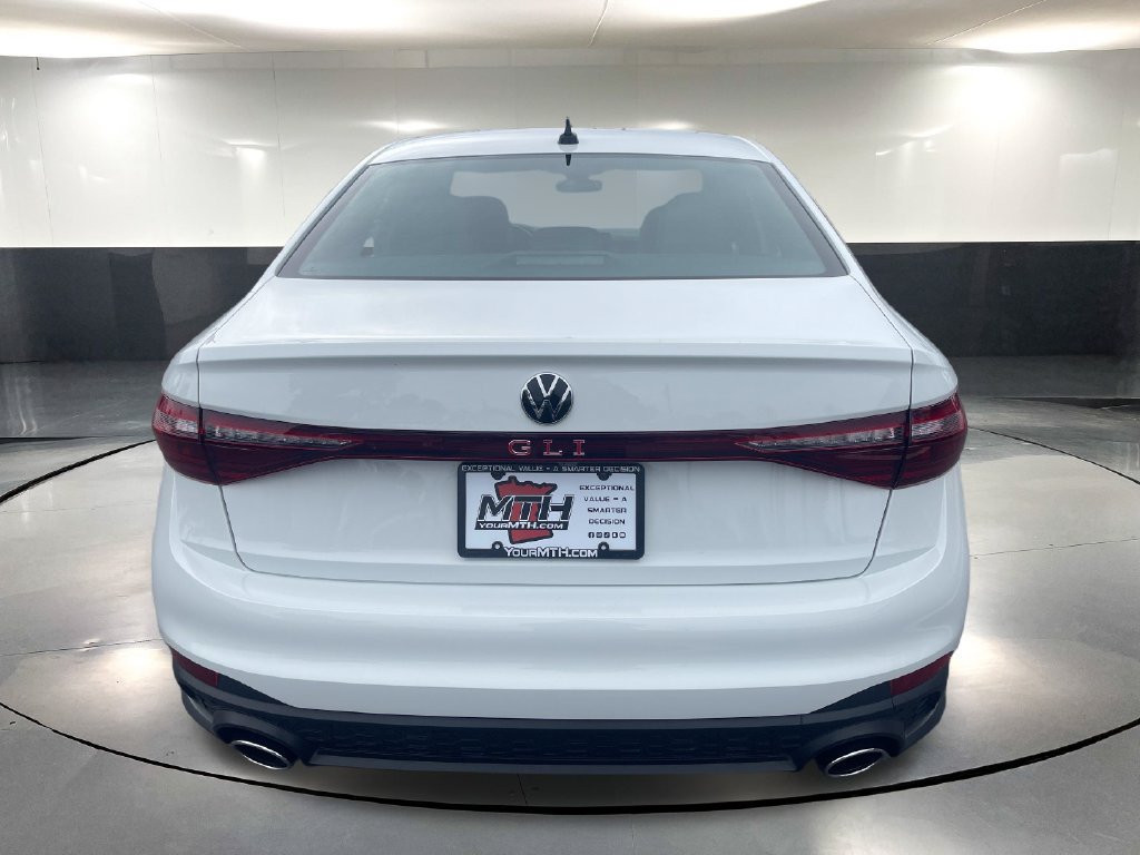 Used 2025 Volkswagen Jetta GLI Autobahn FWD image 5