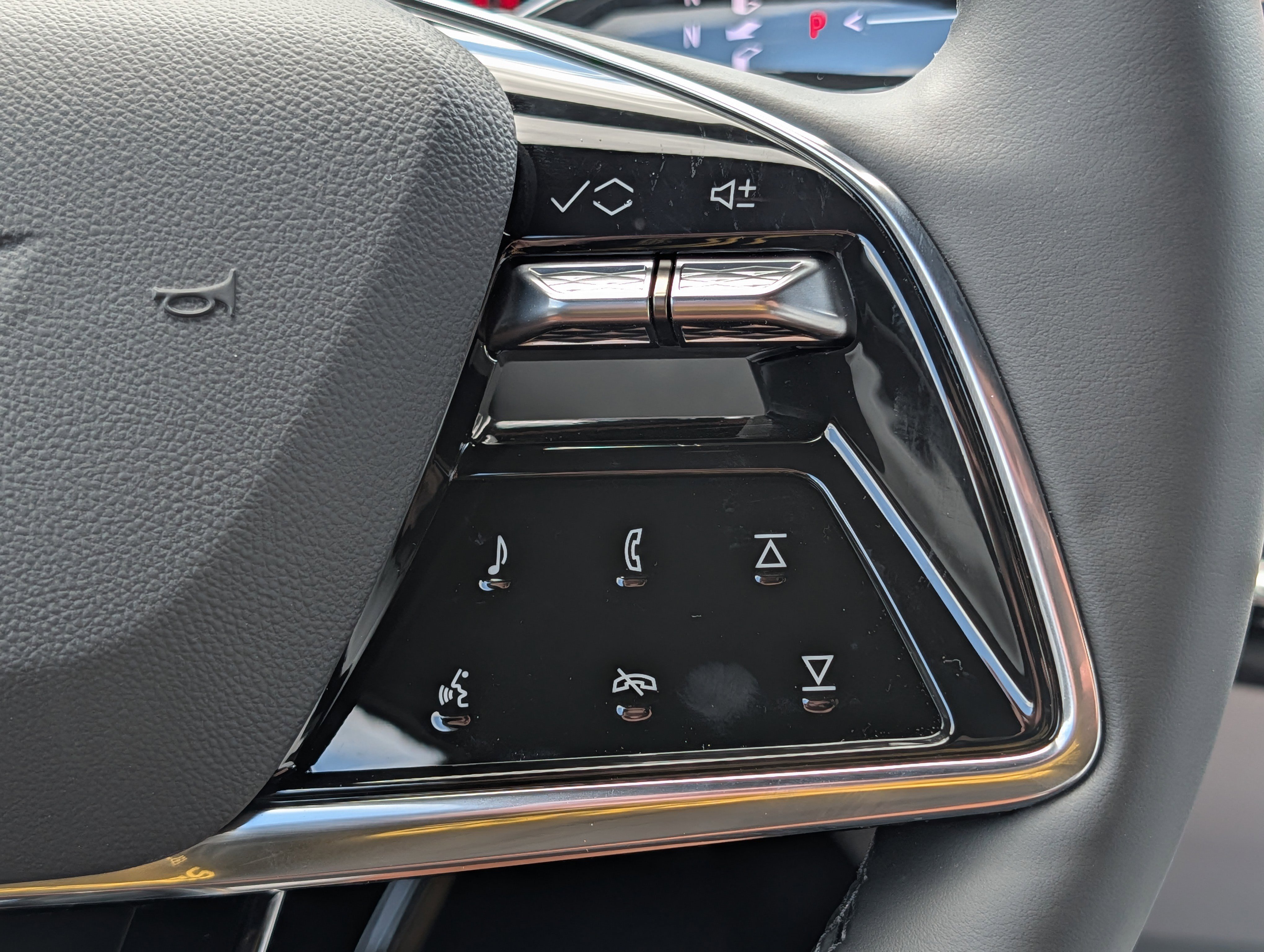 New 2026 Cadillac Lyriq Luxury AWD/4WD image 20