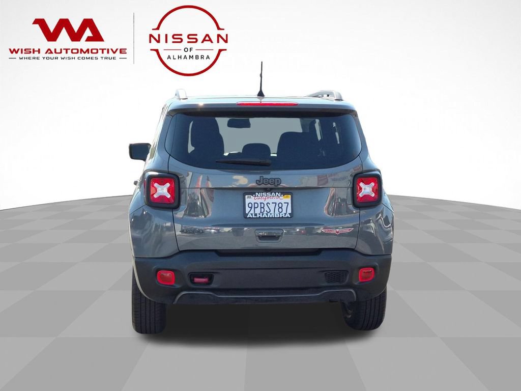 Used 2022 Jeep Renegade Trailhawk AWD/4WD image 6