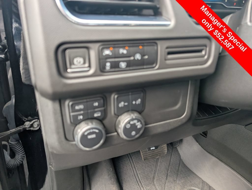 Used 2023 Chevrolet Suburban RST w/ Luxury Package AWD/4WD image 17