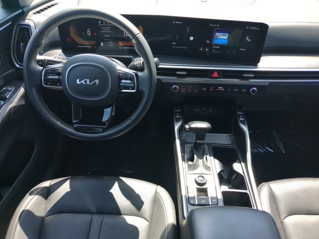 Used 2025 Kia Sorento S AWD/4WD image 15