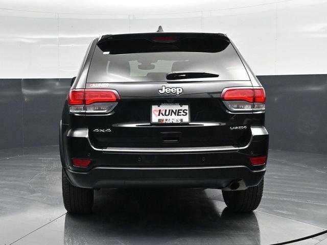 Certified 2022 Jeep Grand Cherokee Laredo E AWD/4WD image 9