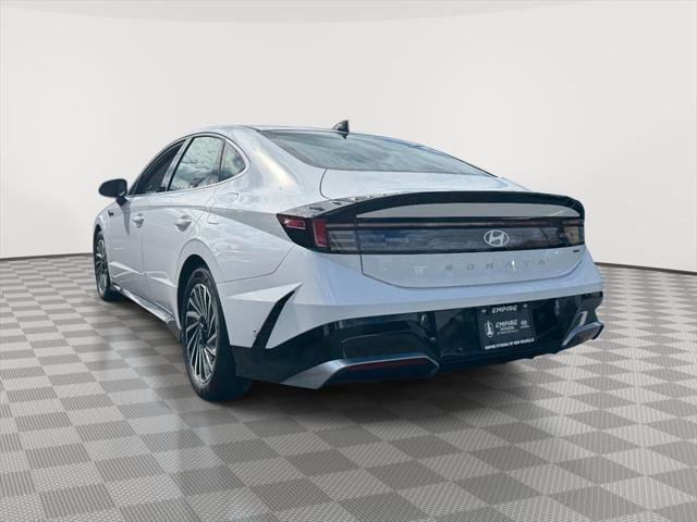 Certified 2025 Hyundai Sonata SEL image 4