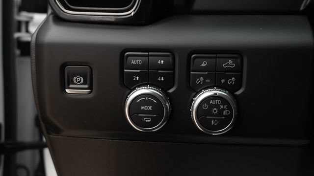 Used 2025 GMC Sierra 1500 AT4 AWD/4WD image 21