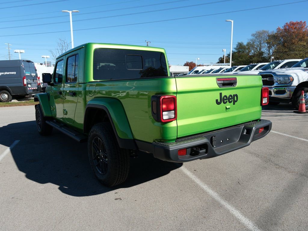 New 2026 Jeep Gladiator Sport AWD/4WD image 11