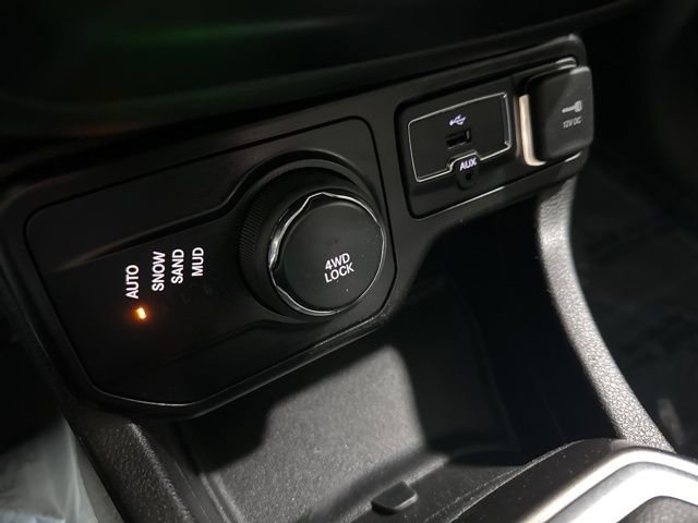 Used 2021 Jeep Renegade Limited image 20