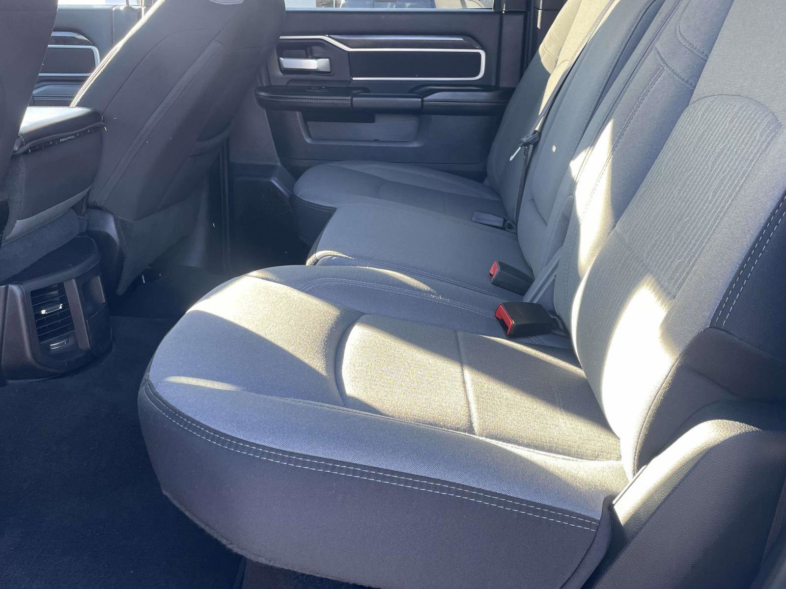 Certified 2024 RAM 2500 Big Horn AWD/4WD image 5