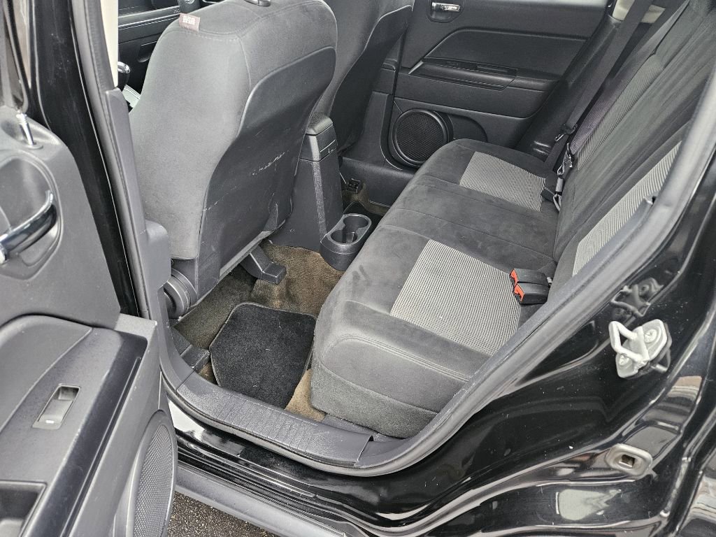 Used 2016 Jeep Patriot Sport w/ Power Value Group image 13