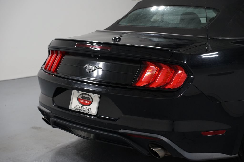 Used 2023 Ford Mustang Premium RWD image 9