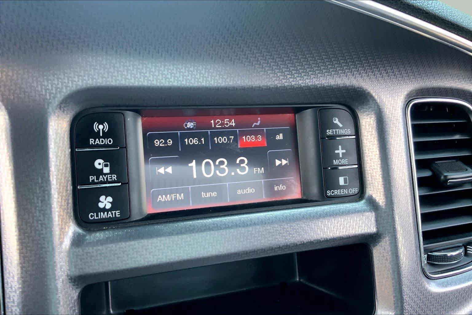 Used 2014 Dodge Charger SE RWD image 27