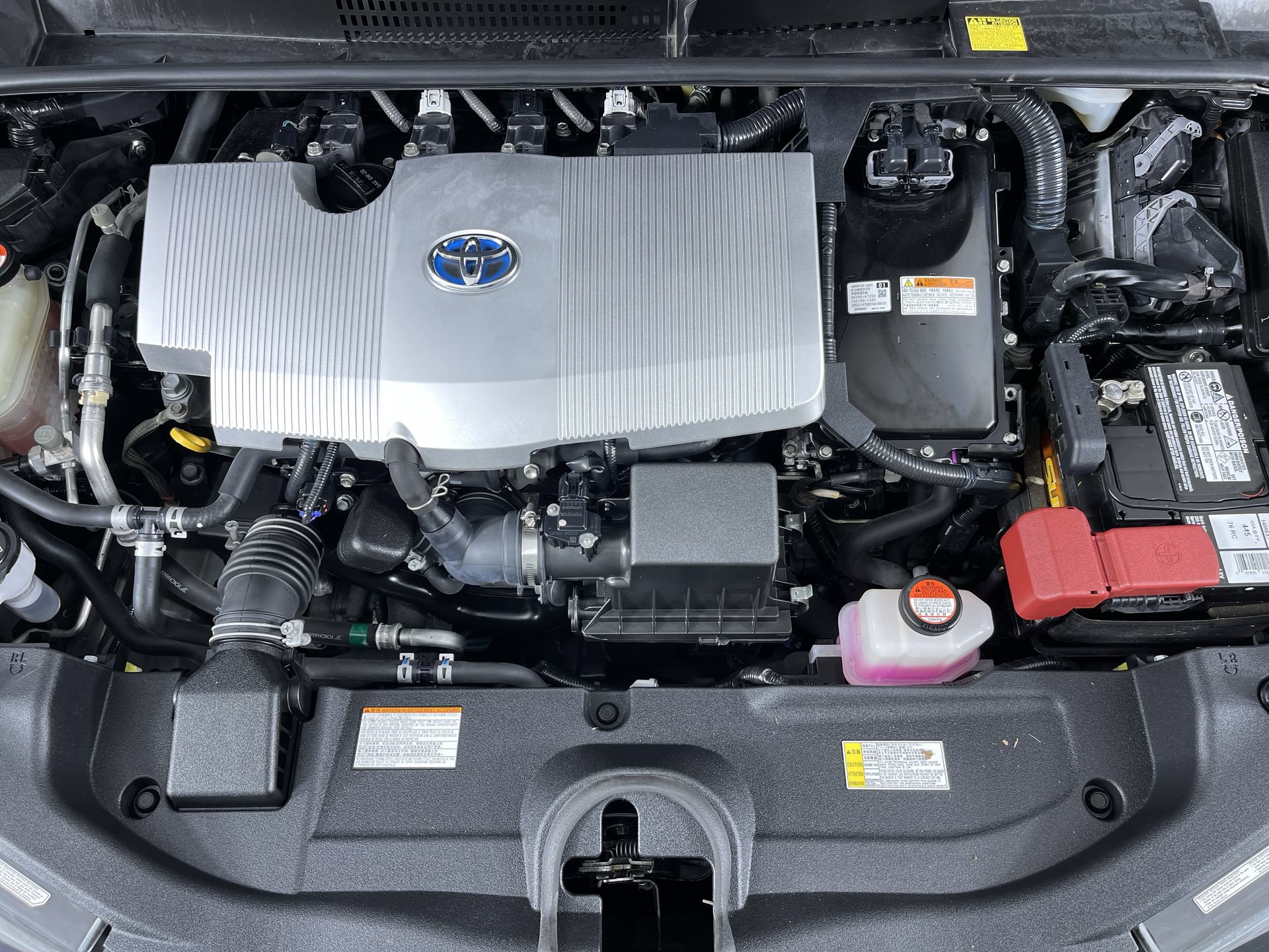 Used 2016 Toyota Prius Two FWD image 27
