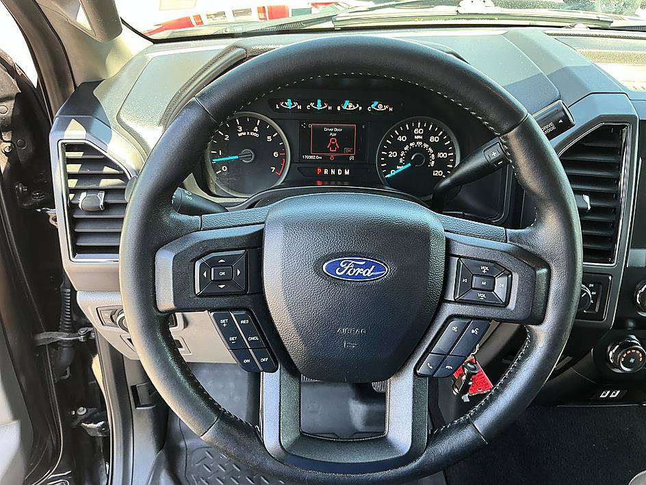 Used 2019 Ford F150 XLT w/ Equipment Group 302A Luxury AWD/4WD image 14